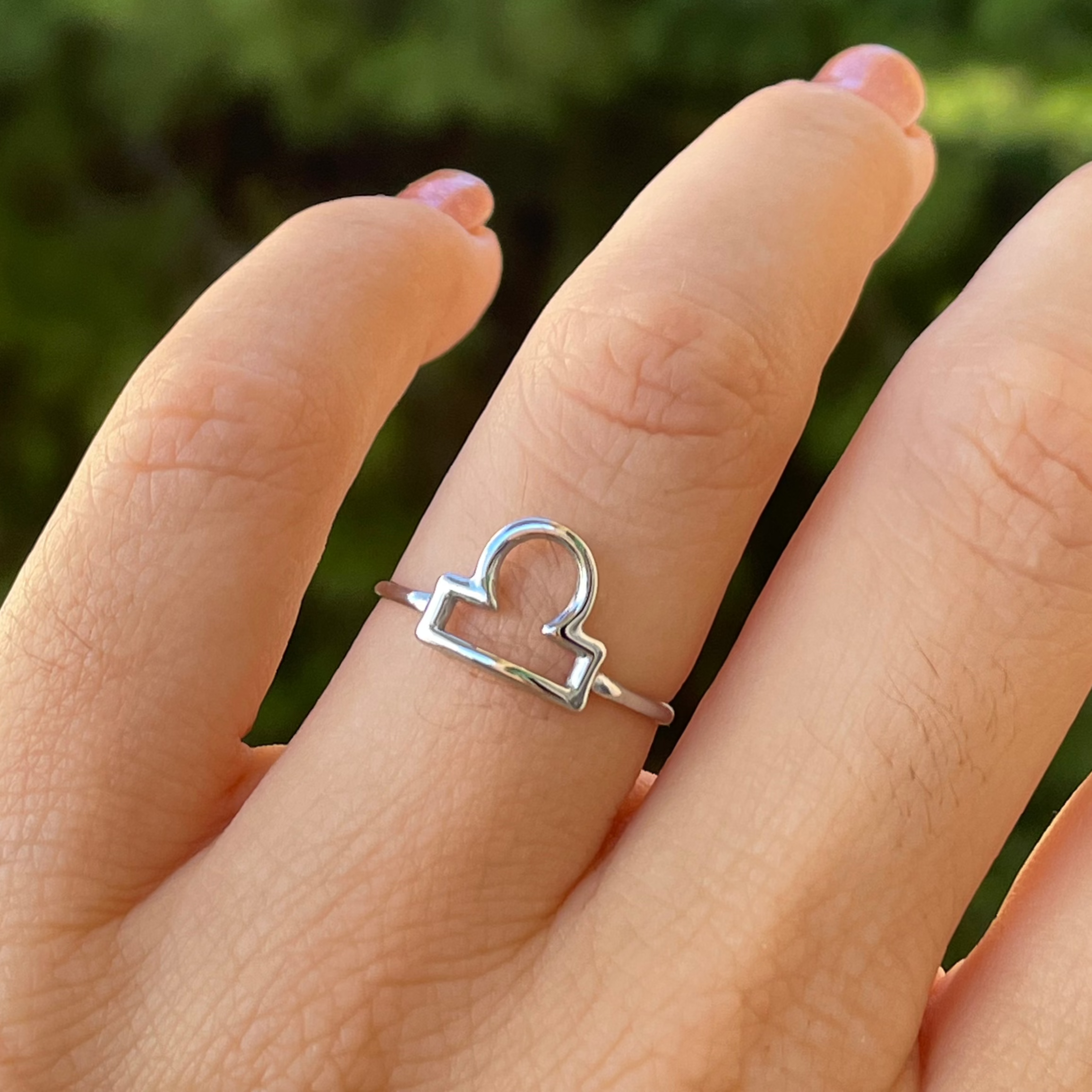 Anello con segno zodiacale in 2 colori