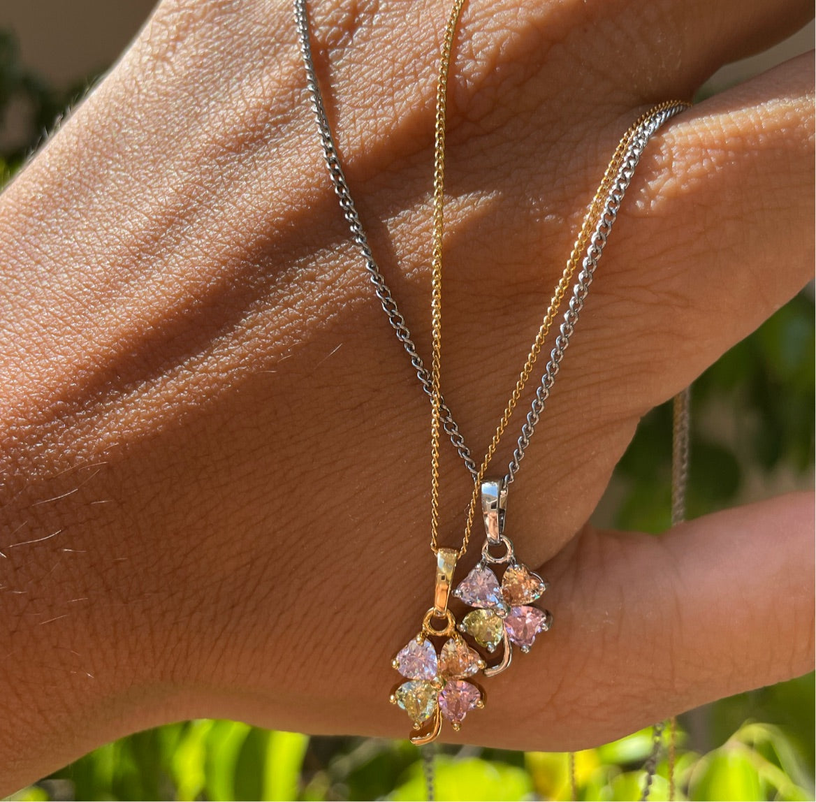 Collana con quadrifoglio in 2 colori