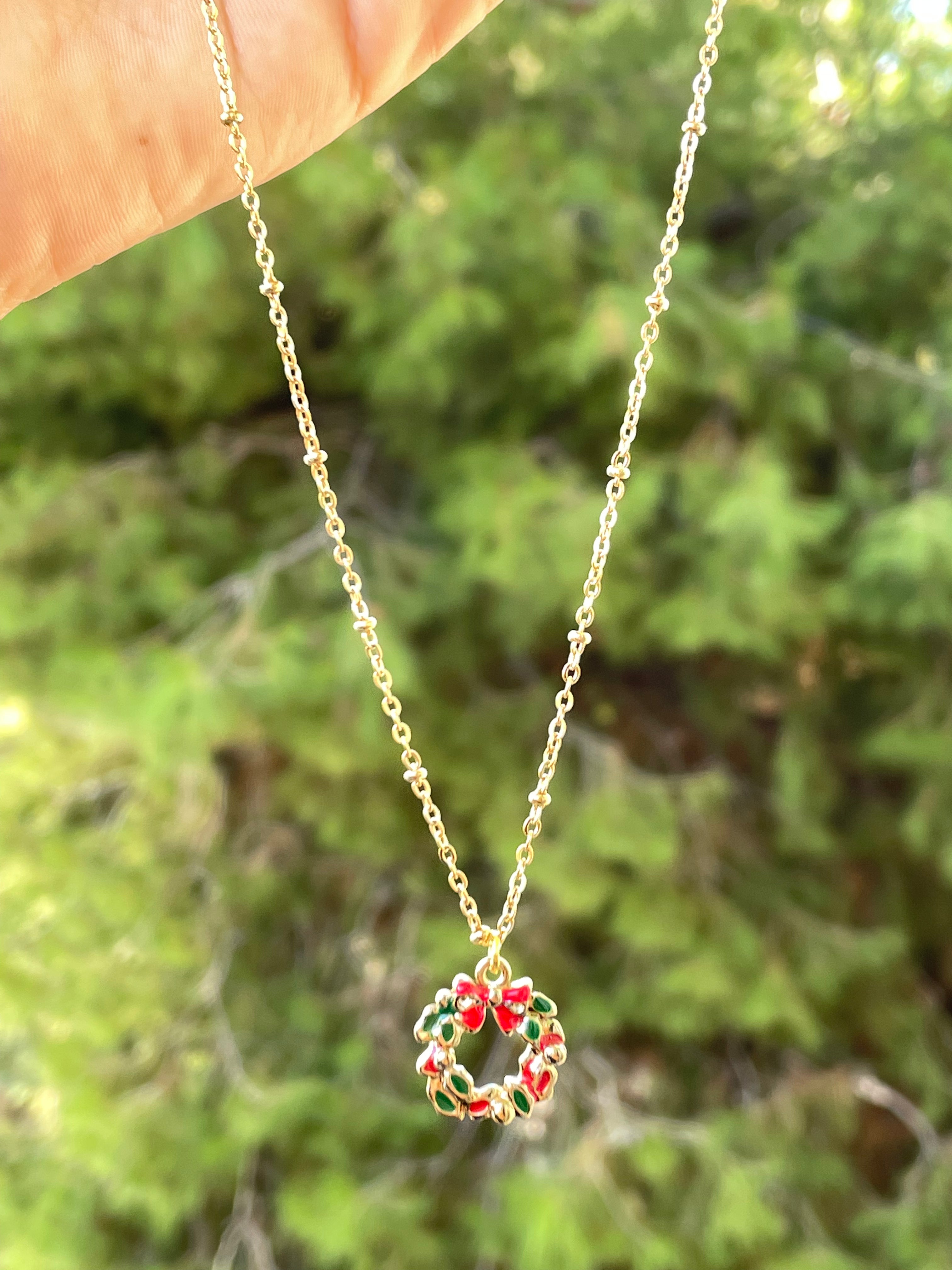 Collana con ghirlanda natalizia