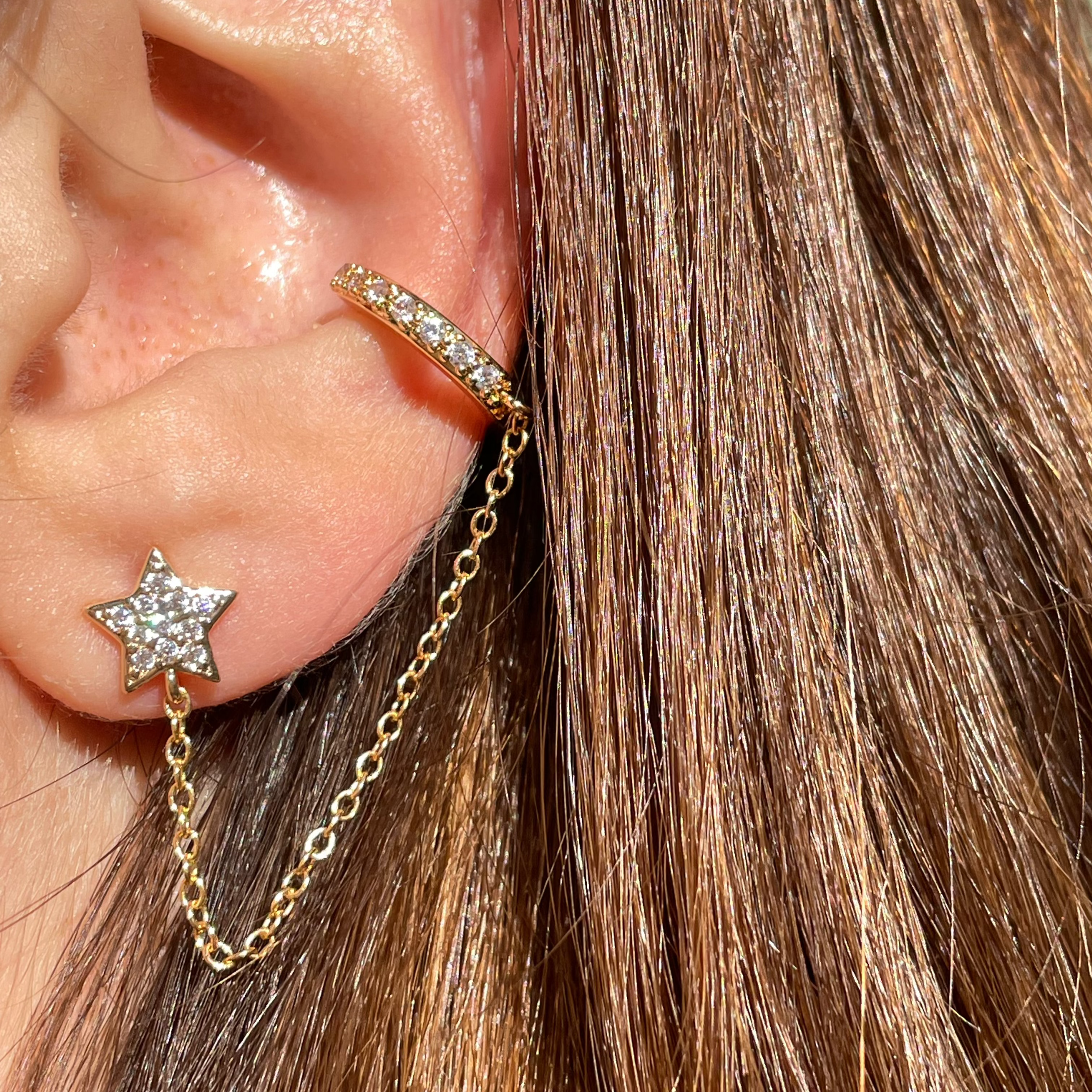 Ear cuff e orecchino con stella in 2 colori