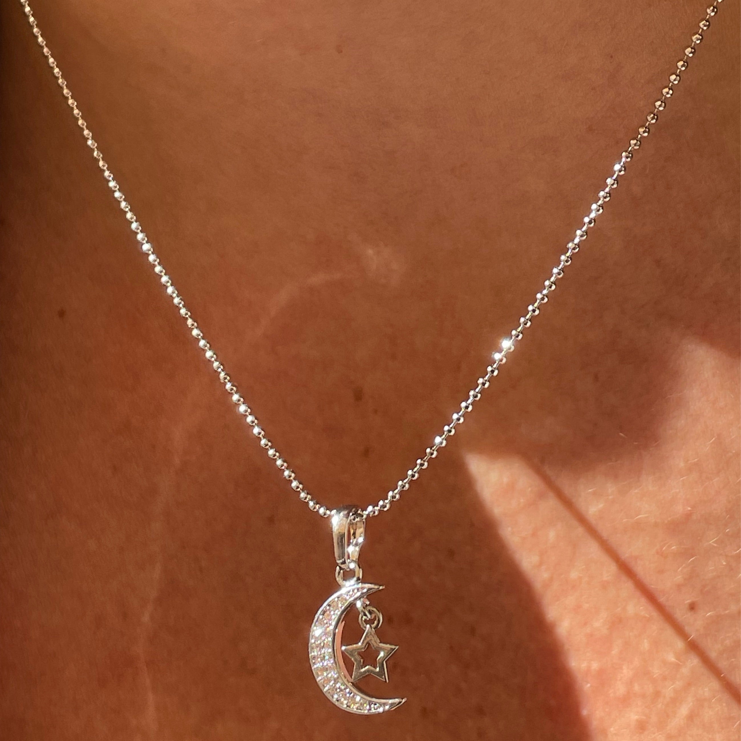 Collana con luna e stella