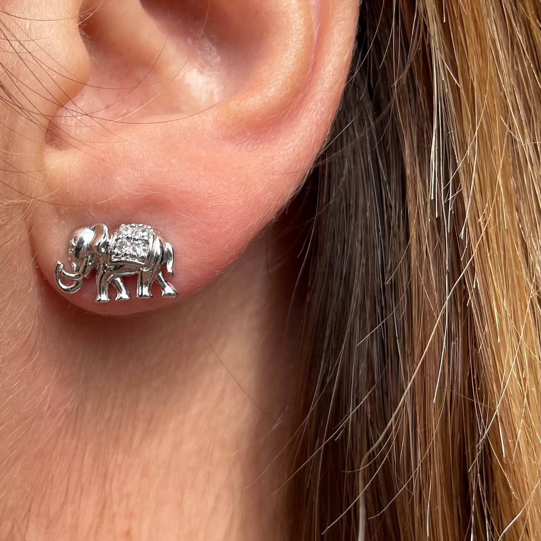 Orecchino con Elefante