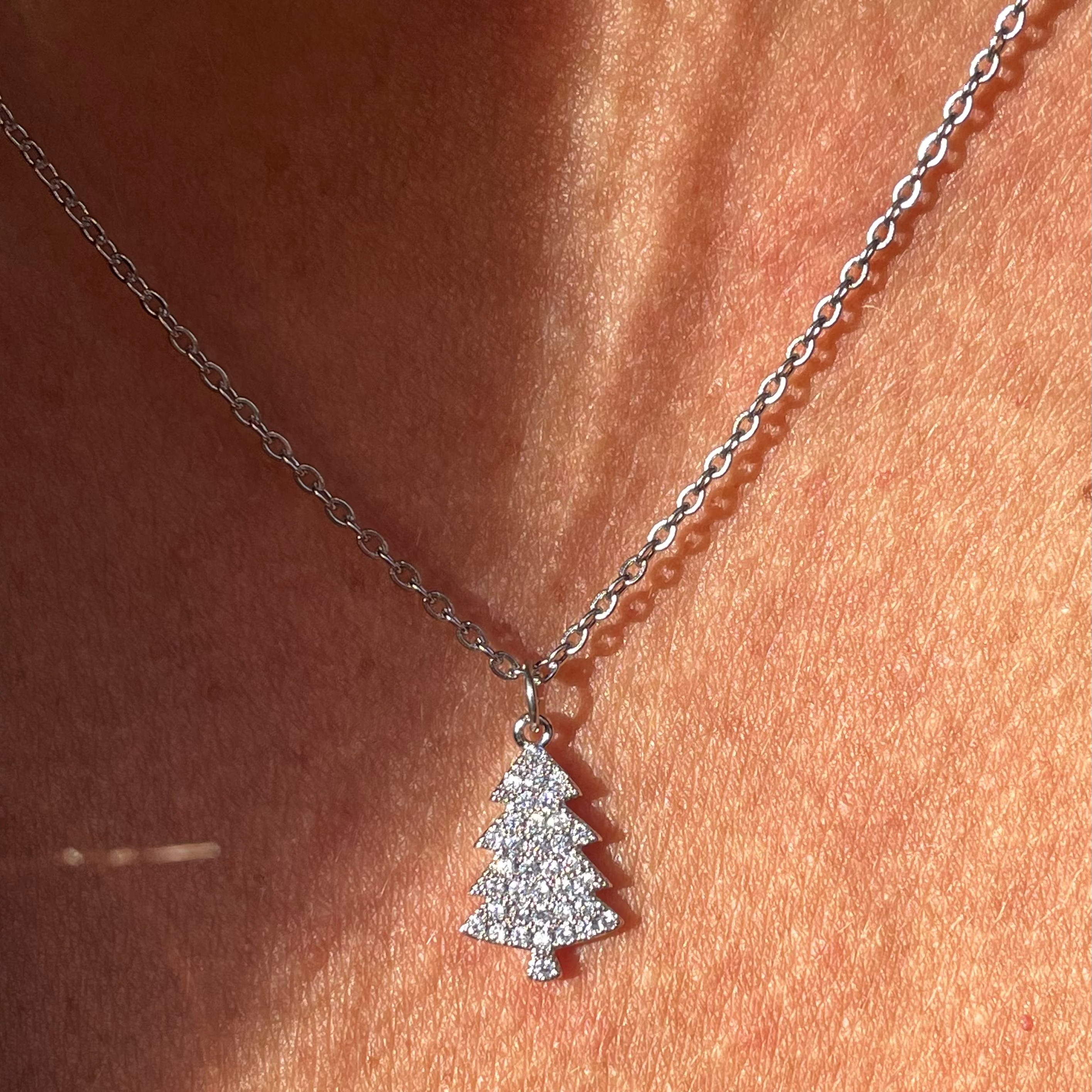 Collana con albero di Natale