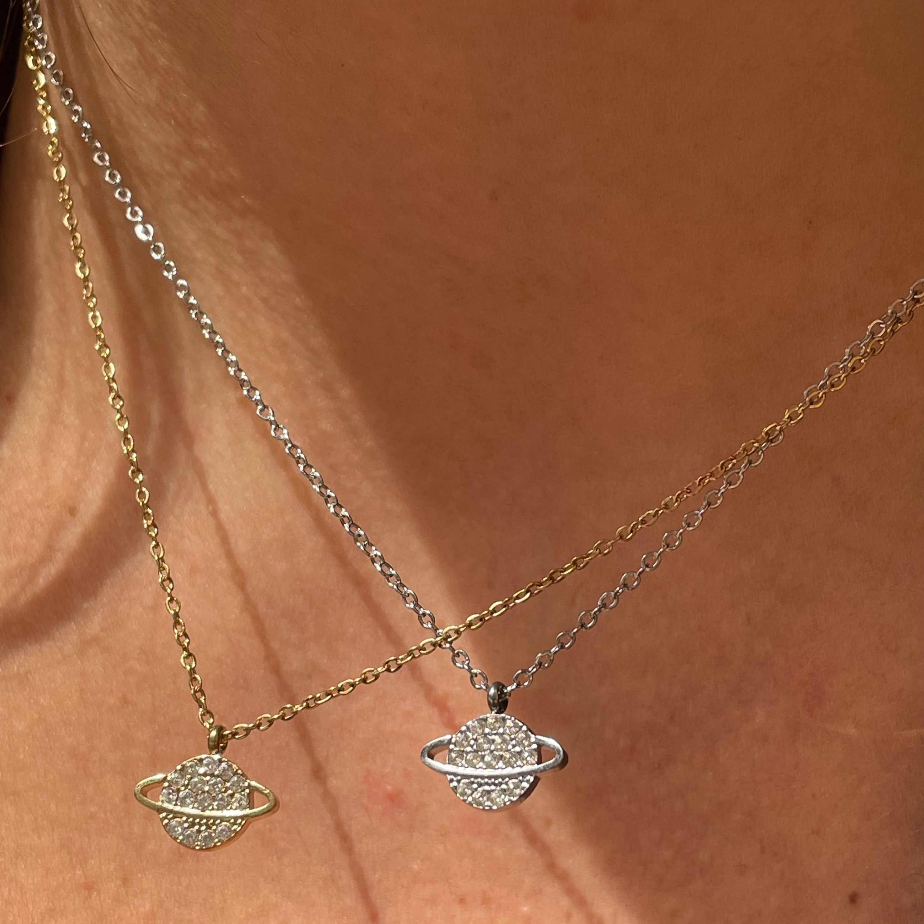 Collana pianeta in 2 colori