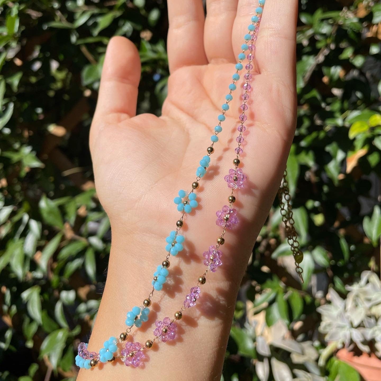 Collana con fiori in 2 colori